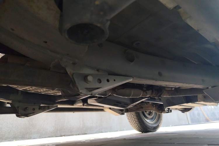 Used Suzuki Jimny 2012 1.3 AT JLX Chassis Front Left