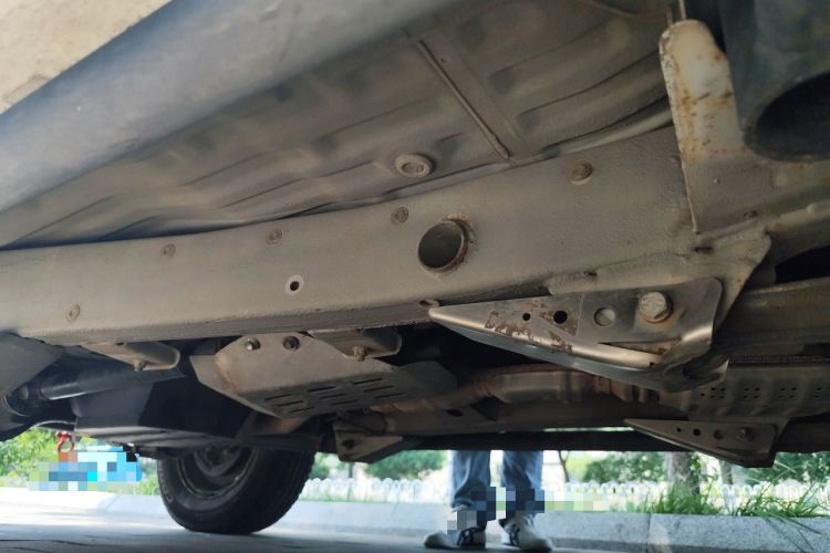 Used Suzuki Jimny 2012 1.3 AT JLX Chassis Front Right