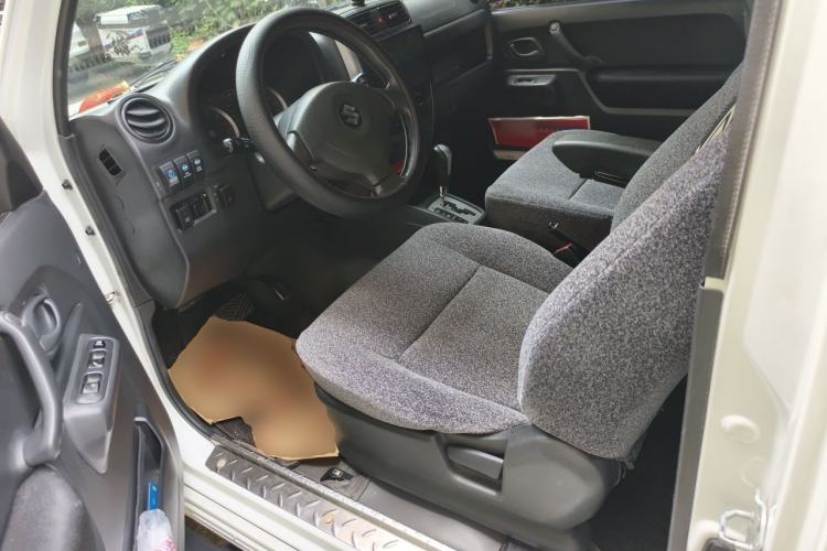 Used Suzuki Jimny 2012 1.3 AT JLX Navigation Edition Driver Seat