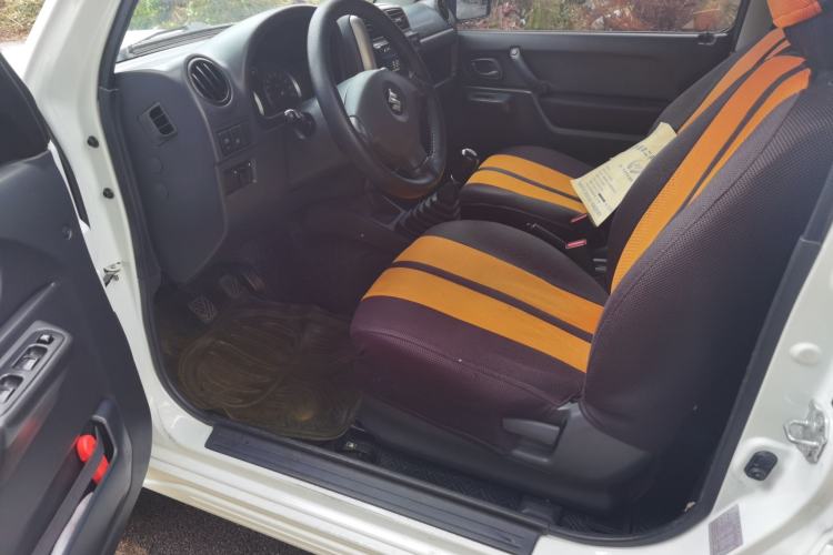 Used Suzuki Jimny 2012 1.3 MT JLX Driver Seat