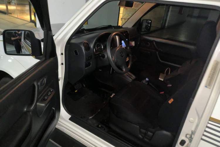 Used Suzuki Jimny 2012 1.3 AT JLX Navigation Edition Driver Seat