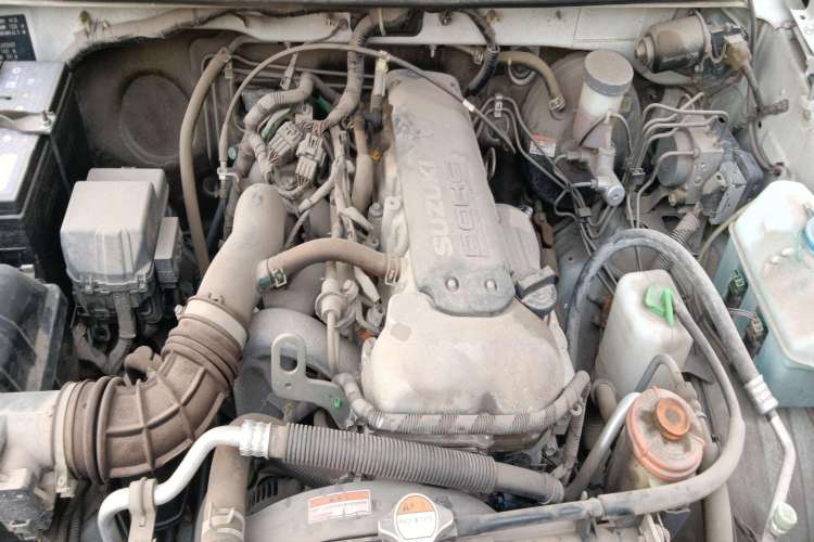 Used Suzuki Jimny 2012 1.3 AT JLX Engine Bay