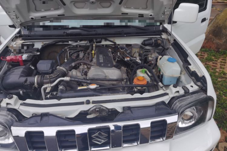 Used Suzuki Jimny 2012 1.3 MT JLX Engine Bay Left