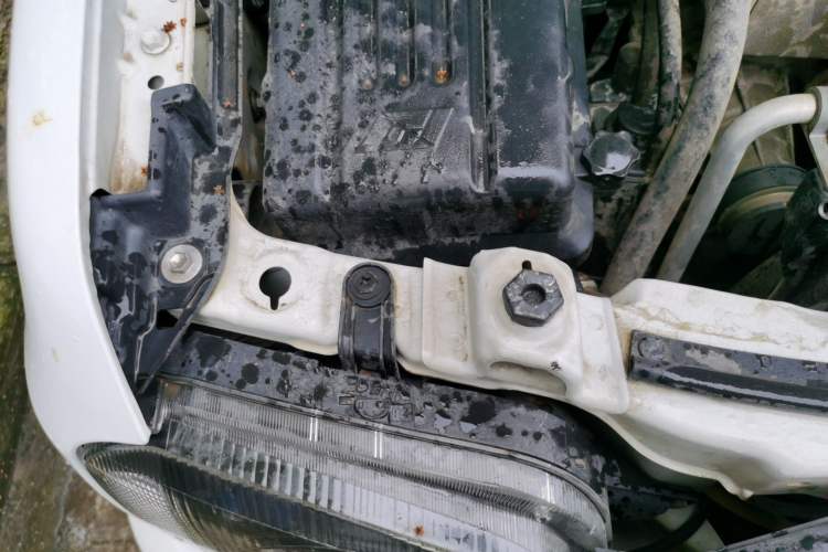 Used Suzuki Jimny 2012 1.3 AT JLX Navigation Edition Engine Bay Right