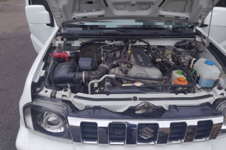 Used Suzuki Jimny 2012 1.3 MT JLX Engine Bay Right