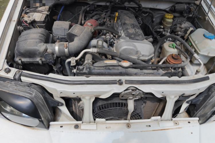 Used Suzuki Jimny 2012 1.3 AT JLX Navigation Edition Engine Bay
