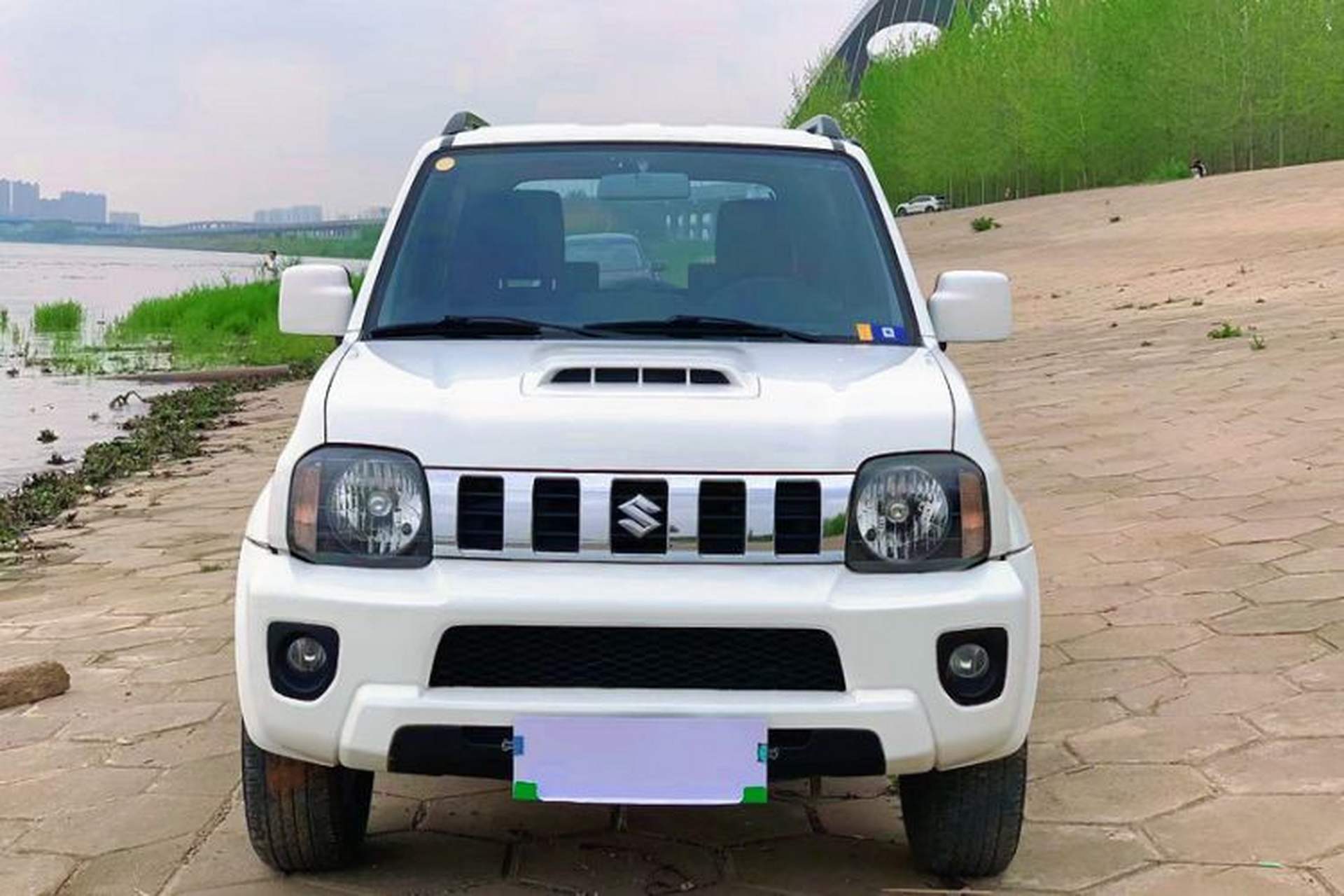 Used Suzuki Jimny 2012 1.3 AT JLX Navigation Edition Exterior 3
