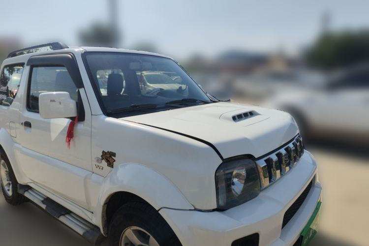 Used Suzuki Jimny 2012 1.3 AT JLX Navigation Edition Front Right 45 Deg