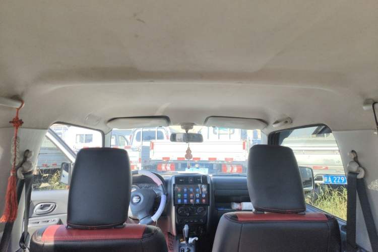 Used Suzuki Jimny 2012 1.3 AT JLX Navigation Edition Headliner