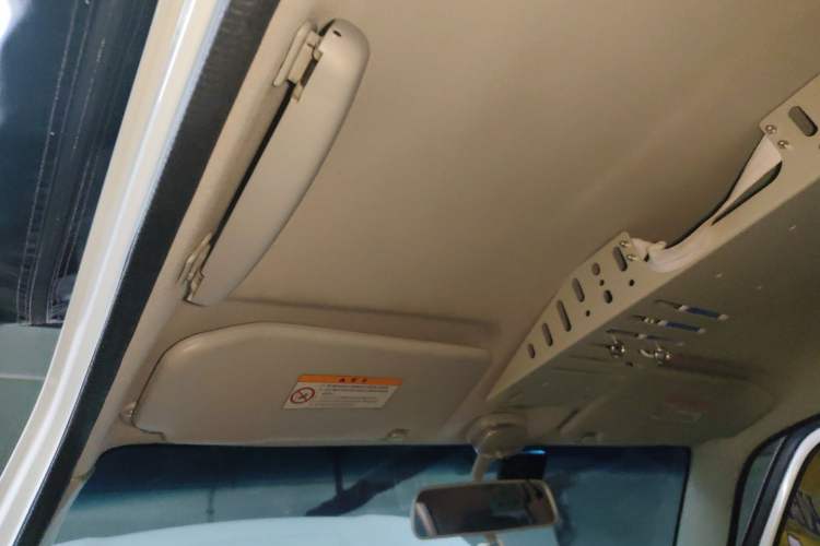 Used Suzuki Jimny  Headliner
