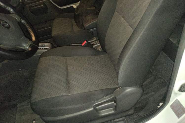 Used Suzuki Jimny 2012 1.3 AT Mode3 Left Front Seat
