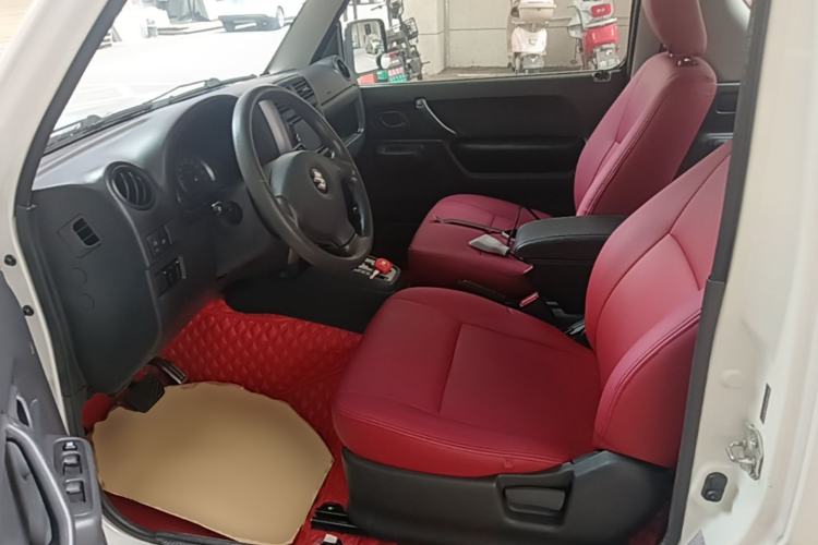 Used Suzuki Jimny 2012 1.3 AT JLX Navigation Edition Left Front Seat