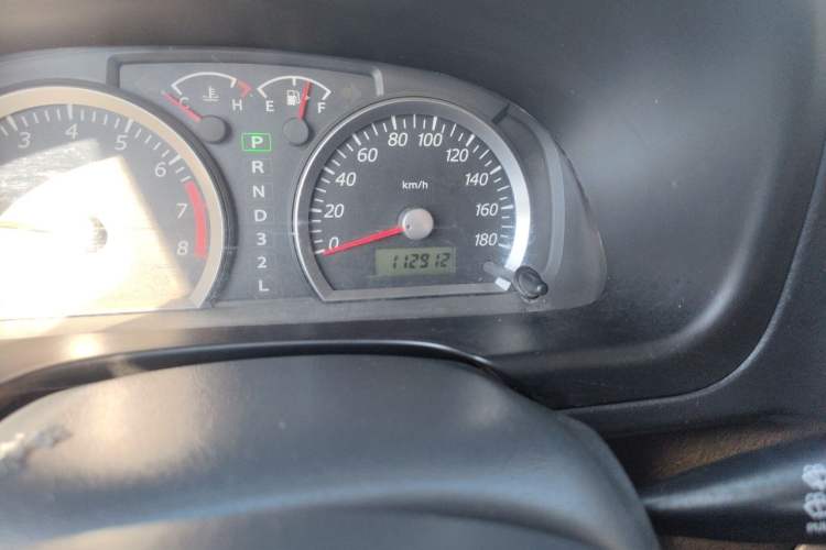 Used Suzuki Jimny 2012 1.3 AT JLX Navigation Edition Odometer Close Up