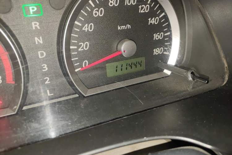 Used Suzuki Jimny 2012 1.3 AT Mode3 Odometer Close Up
