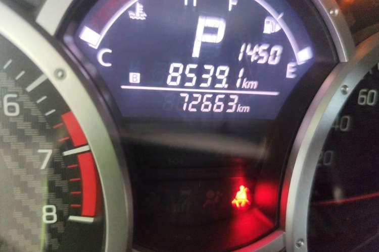 Used Suzuki Jimny 2012 1.3 AT JLX Odometer Close Up