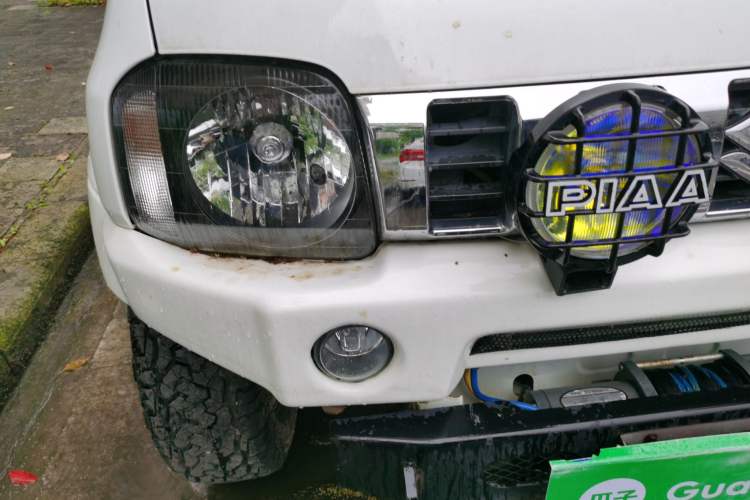 Used Suzuki Jimny 2012 1.3 AT JLX Navigation Edition Right Front Headlight