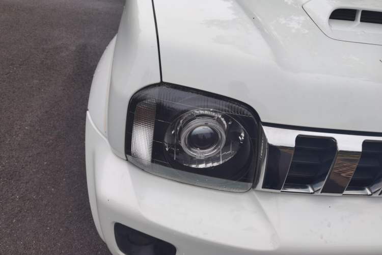 Used Suzuki Jimny 2012 1.3 MT JLX Right Front Headlight
