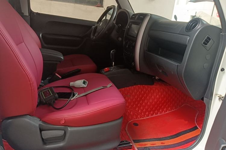 Used Suzuki Jimny 2012 1.3 AT JLX Navigation Edition Right Front Seat