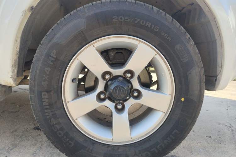 Used Suzuki Jimny 2012 1.3 AT JLX Navigation Edition Right Front Wheel Hub