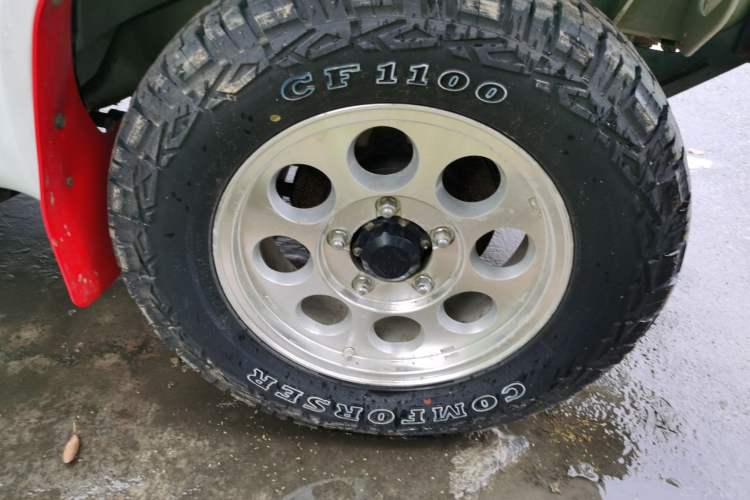 Used Suzuki Jimny 2012 1.3 AT JLX Navigation Edition Right Front Wheel Hub