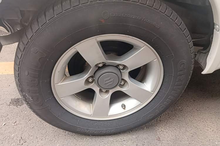 Used Suzuki Jimny 2012 1.3 AT JLX Navigation Edition Right Rear Wheel Hub