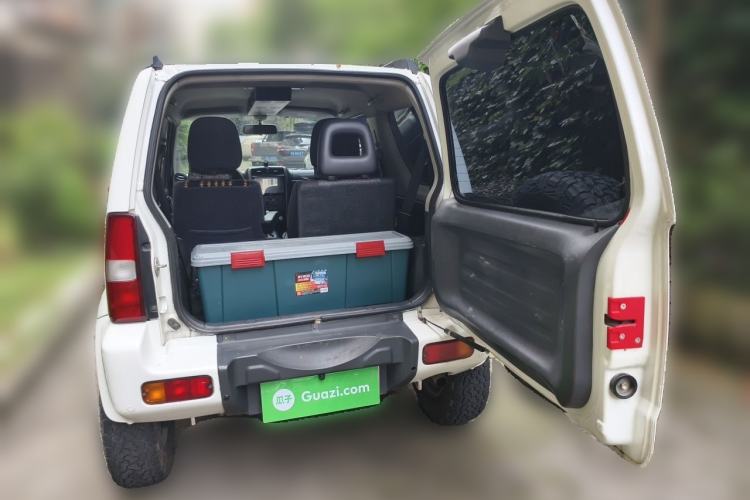 Used Suzuki Jimny 2012 1.3 AT JLX Navigation Edition Trunk
