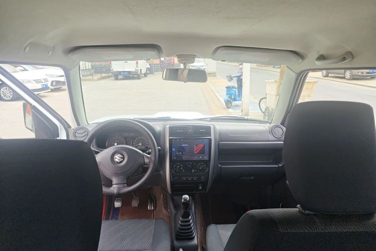 Used Suzuki Jimny  Center Console