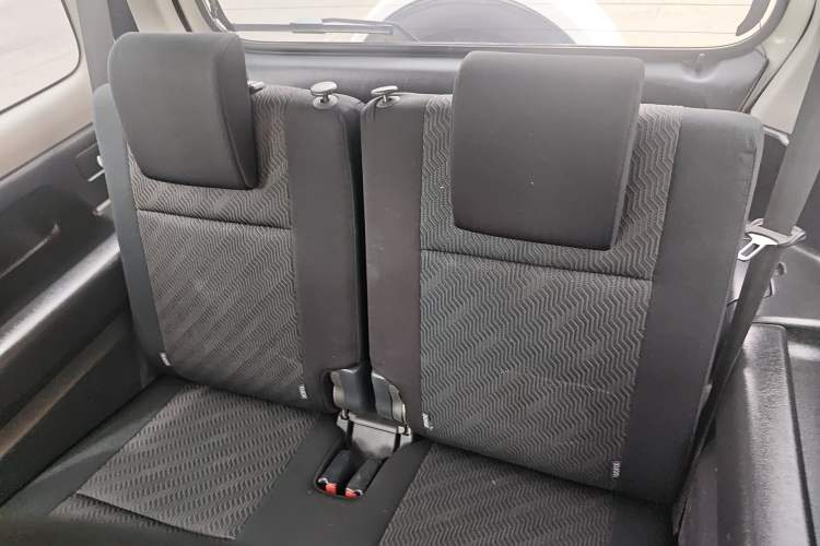 Used Suzuki Jimny  Left Rear Seat