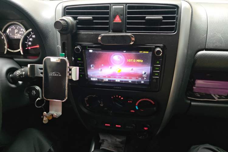 Used Suzuki Jimny 2015 1.3 AT JLX Audio And AC Panel
