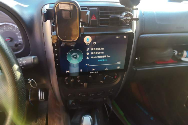 Used Suzuki Jimny 2015 1.3 AT JLX Audio And AC Panel