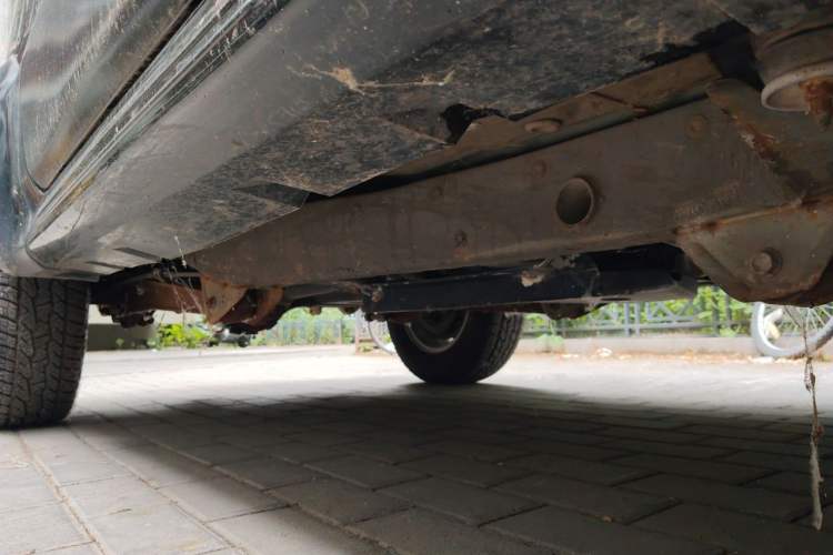 Used Suzuki Jimny 2015 1.3 MT JLX Chassis Front Right