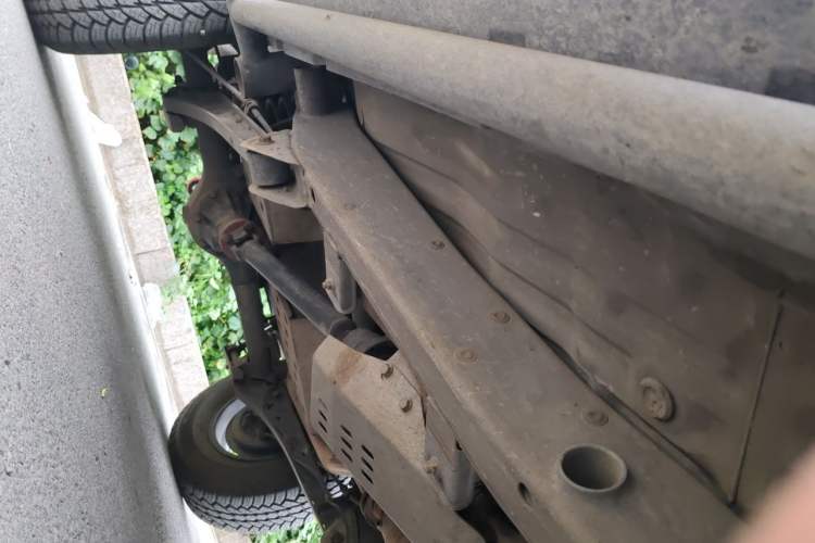 Used Suzuki Jimny 2015 1.3 AT JLX Chassis Front Right