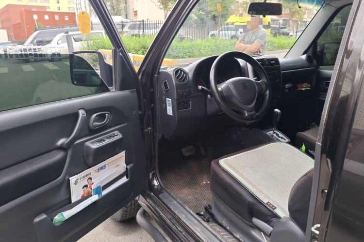 Used Suzuki Jimny 2015 1.3 AT JLX Driver Seat