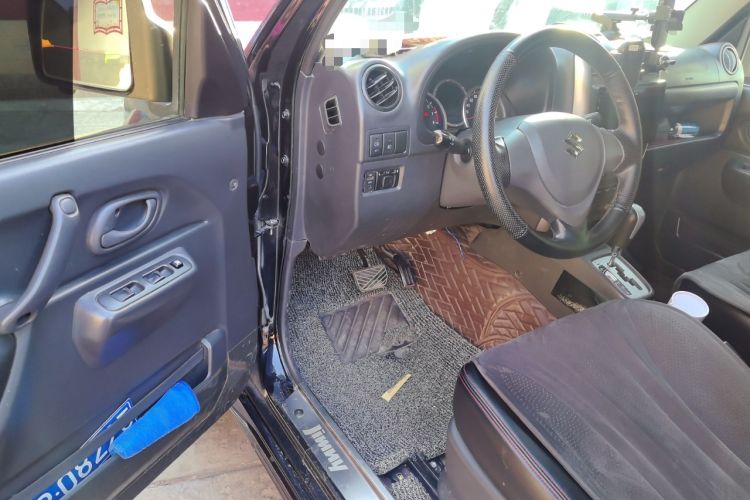Used Suzuki Jimny 2015 1.3 AT JLX Driver Seat