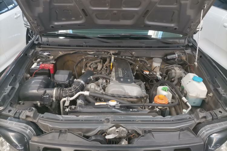 Used Suzuki Jimny 2015 1.3 MT JLX Engine Bay