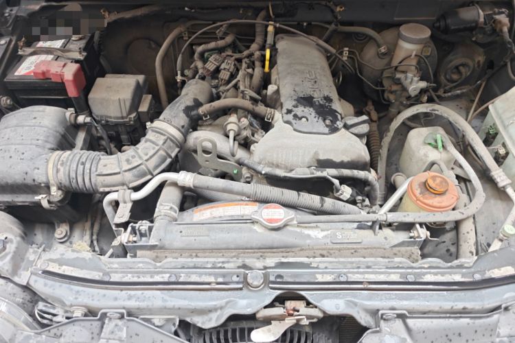 Used Suzuki Jimny 2015 1.3 AT JLX Engine Bay