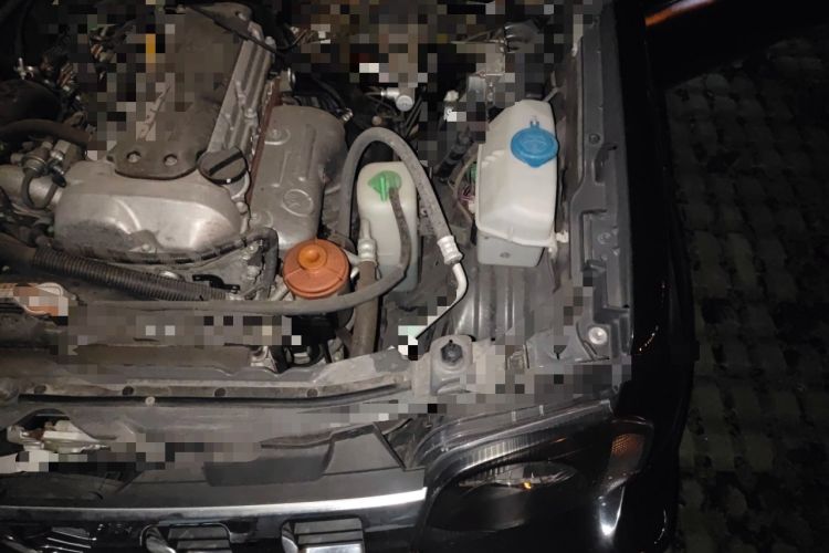Used Suzuki Jimny 2015 1.3 AT JLX Engine Bay Left