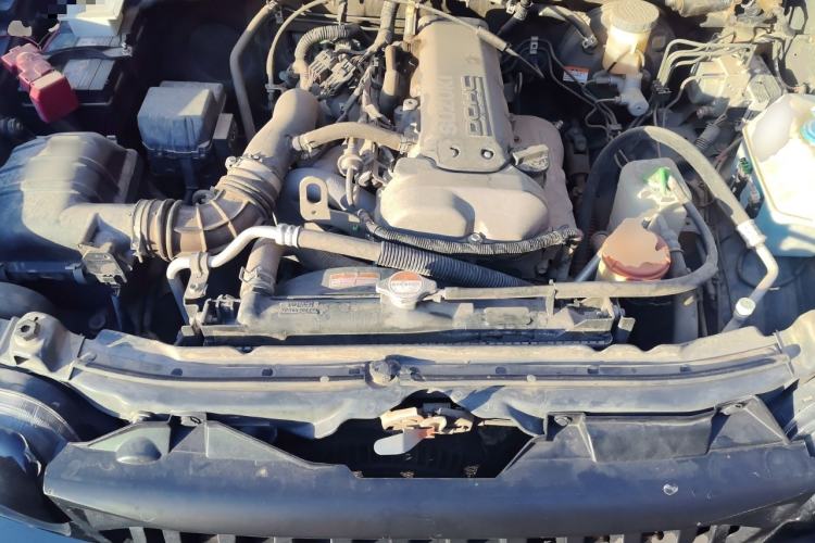 Used Suzuki Jimny 2015 1.3 AT JLX Engine Bay