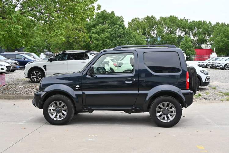 Used Suzuki Jimny 2015 1.3 MT JLX Exterior 3