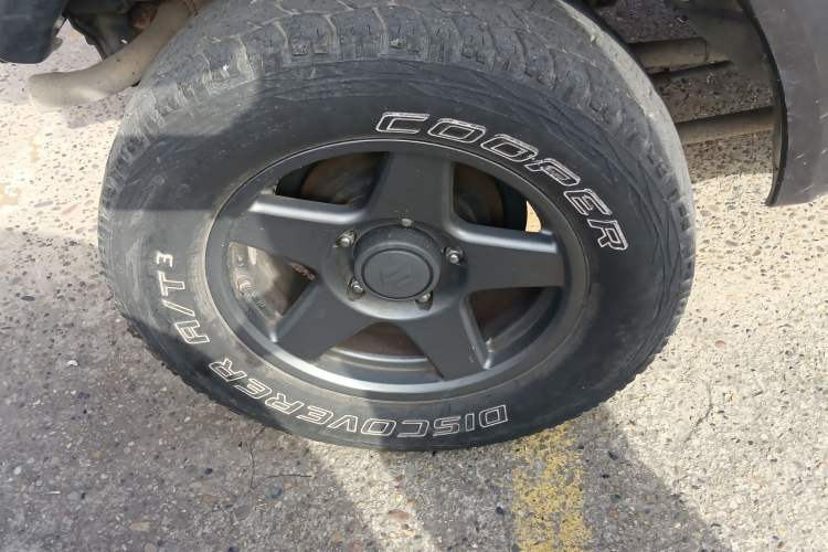 Used Suzuki Jimny 2015 1.3 AT JLX Exterior 8