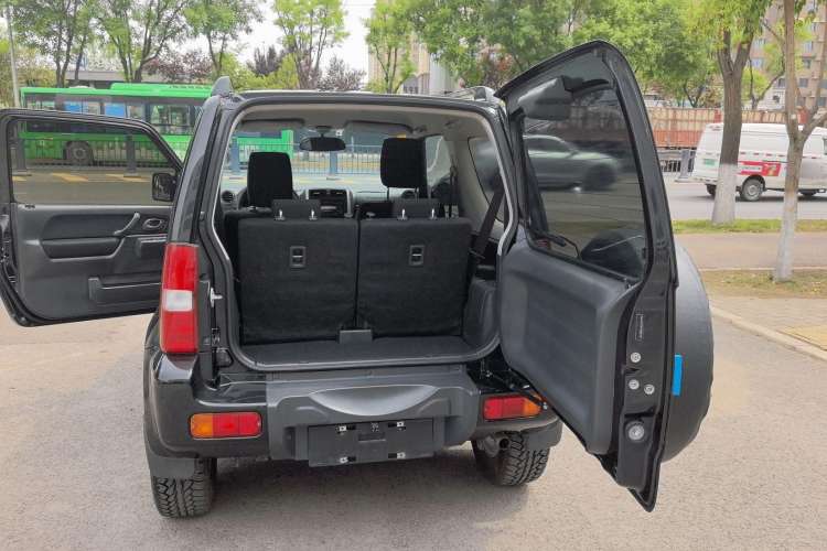 Used Suzuki Jimny 2015 1.3 AT JLX Exterior 9