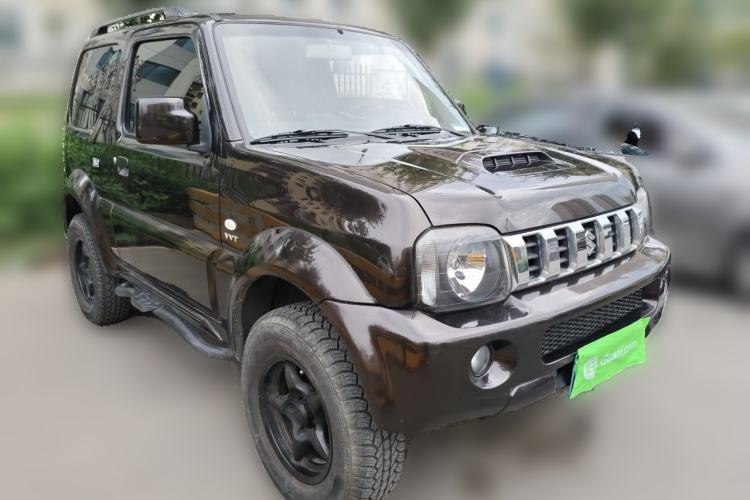 Used Suzuki Jimny 2015 1.3 AT JLX Front Right 45 Deg