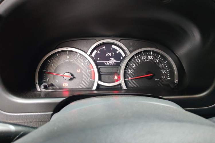 Used Suzuki Jimny 2015 1.3 MT JLX Instrument Cluster