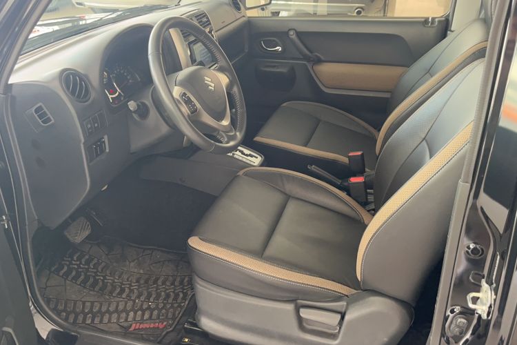 Used Suzuki Jimny 2015 1.3 AT Mode3 Navigation Edition Interior 1