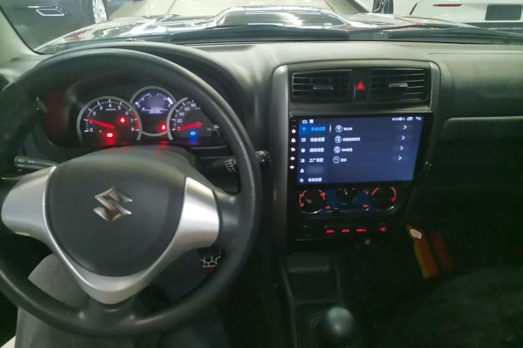 Used Suzuki Jimny 2015 1.3 MT JLX Interior 2
