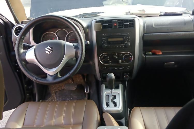 Used Suzuki Jimny 2015 1.3 AT JLX Interior 2