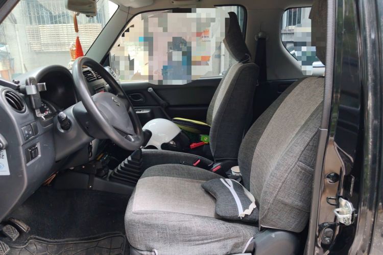 Used Suzuki Jimny 2015 1.3 MT JLX Left Front Seat