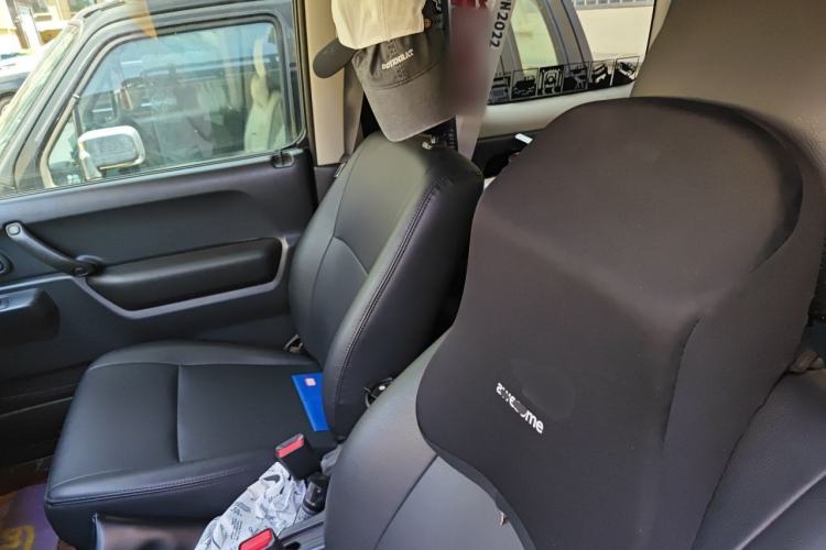 Used Suzuki Jimny 2015 1.3 AT JLX Left Front Seat
