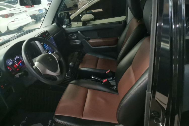 Used Suzuki Jimny 2015 1.3 MT JLX Left Front Seat