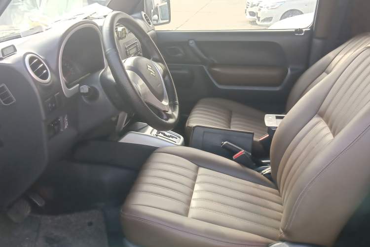 Used Suzuki Jimny 2015 1.3 AT JLX Left Front Seat